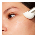 001 Serum + Moisturizer Brush - Image 3