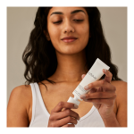 Balancing Moisturiser & Gentle Exfoliant with 10% Glycolic Acid - Image 6