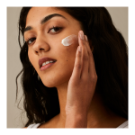 Balancing Moisturiser & Gentle Exfoliant with 10% Glycolic Acid - Image 5