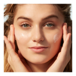 Daily Dose Vitamin C + SPF40 Serum - Image 5
